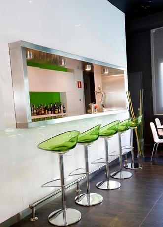 Imagen del bar/restaurante del Hotel Zentral Castellana Norte. Foto 3