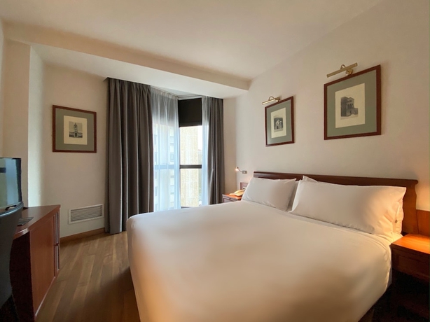 Imagen de la habitación del Hotel Zentral Gijon Rey Pelayo. Foto 6