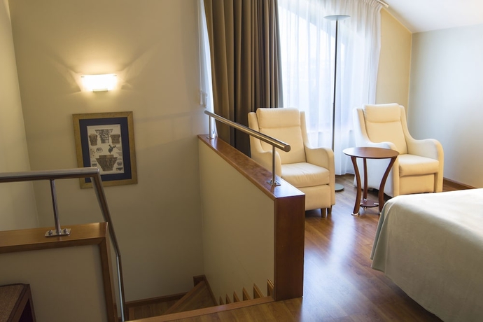 Imagen de la habitación del Hotel Zentral Gijon Rey Pelayo. Foto 12