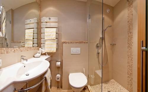 Imagen de la habitación del Hotel Zentral, Kirchberg in Tirol. Foto 14