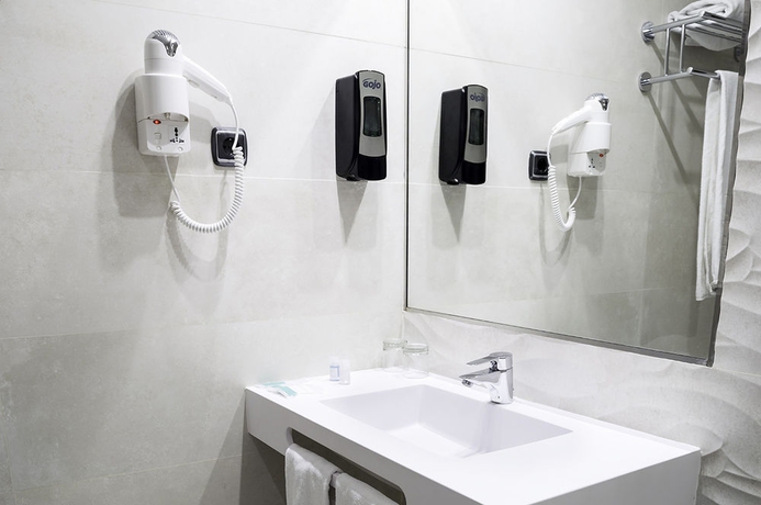 Imagen de la habitación del Hotel Zentral Parque. Foto 7