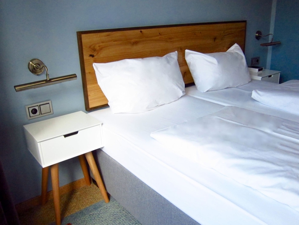 Imagen de la habitación del Hotel Zentrum, Frankfurt. Foto 4