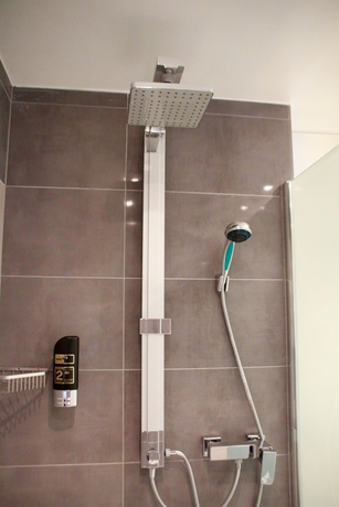 Imagen de la habitación del Hotel Zentrum, Frankfurt. Foto 13