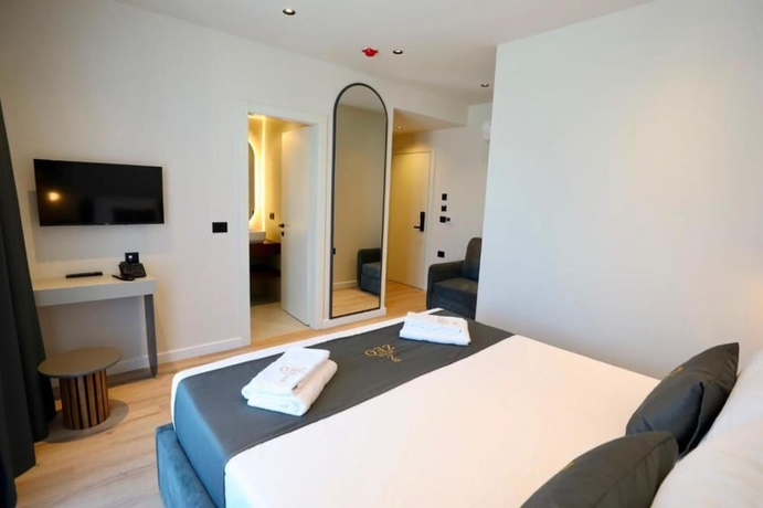 Imagen de la habitación del Hotel Zeo. Foto 11