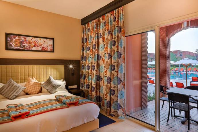 Imagen de la habitación del Hotel Zephyr Club Resort and Spa. Foto 11