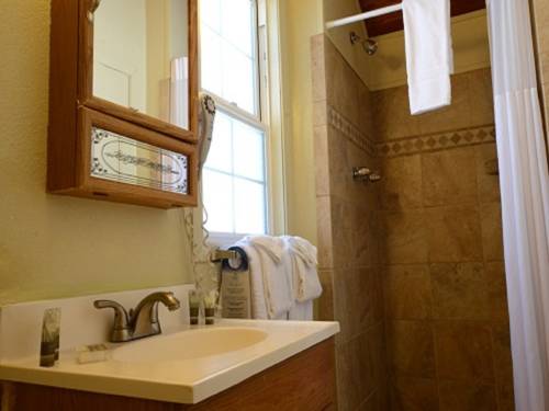 Imagen de la habitación del Hotel Zephyr Cove Resort. Foto 4