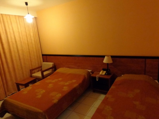 Imagen general del Hotel Zephyros, Stalos. Foto 4
