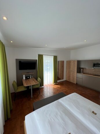 Imagen de la habitación del Hotel Zeppelin. Foto 13