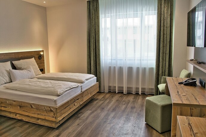 Imagen general del Hotel Zeppelin. Foto 6