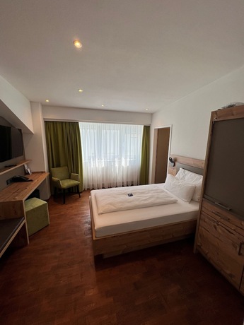 Imagen de la habitación del Hotel Zeppelin. Foto 17