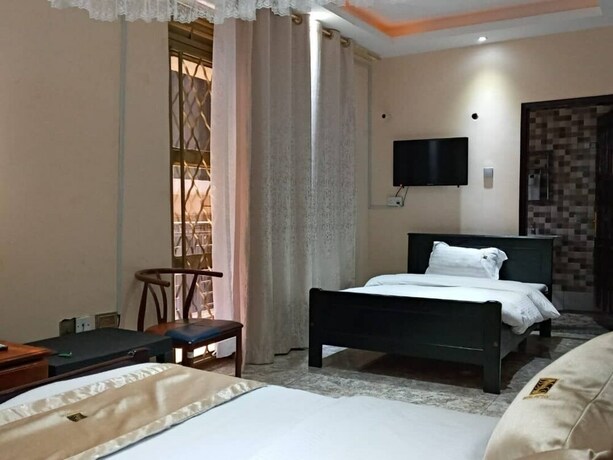 Imagen de la habitación del Hotel Zeptan. Foto 27