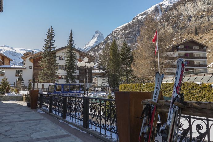 Imagen general del Hotel Zermatt Budget Rooms at Alpen Resort & Spa. Foto 1