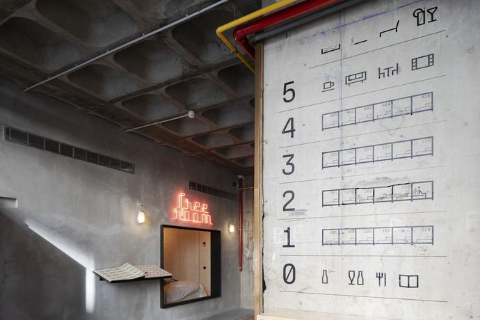 Imagen de los interiores del Hotel Zero Box Lodge Porto. Foto 14