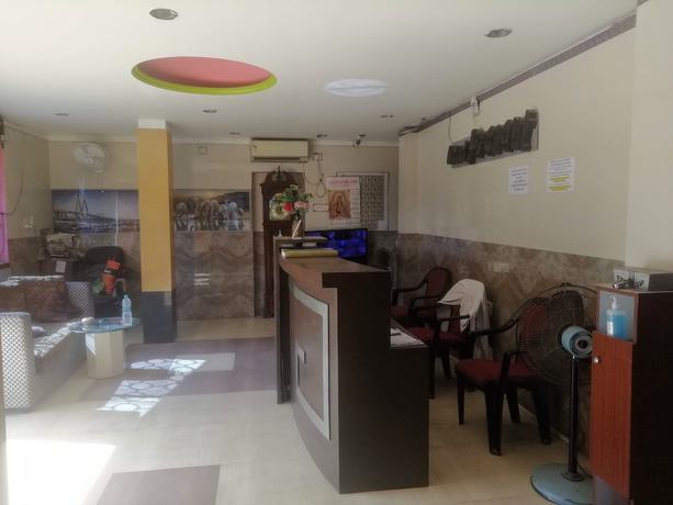 Imagen de los interiores del Hotel Zeromiles Prasant. Foto 18