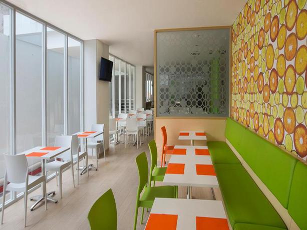 Imagen del bar/restaurante del Hotel Zest Hotel Bogor. Foto 5