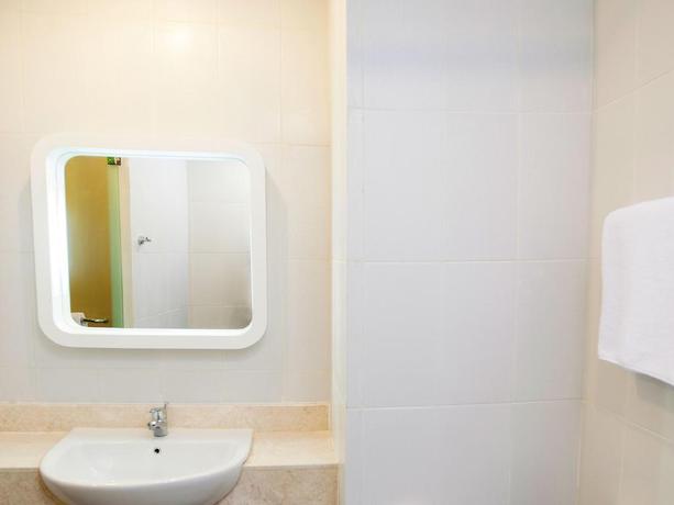 Imagen de la habitación del Hotel Zest Hotel Harbour Bay Batam. Foto 12