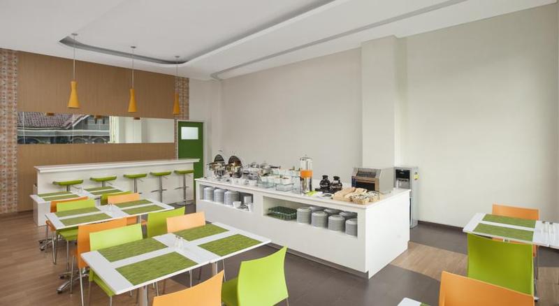 Imagen del bar/restaurante del Hotel Zest Hotel Yogyakarta. Foto 4
