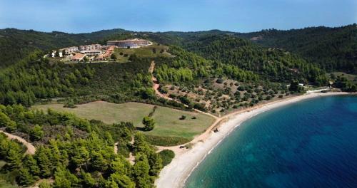 Imagen general del Hotel Zeus Eleva Ajul. Foto 2