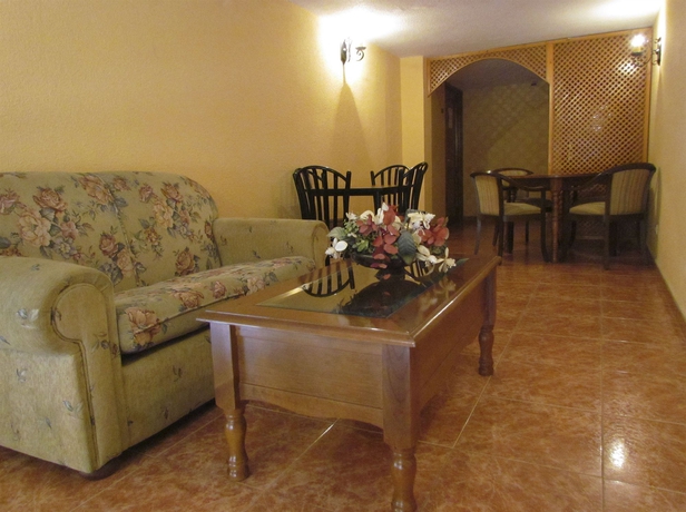 Imagen de los interiores del Hotel Zeus, Málaga. Foto 12