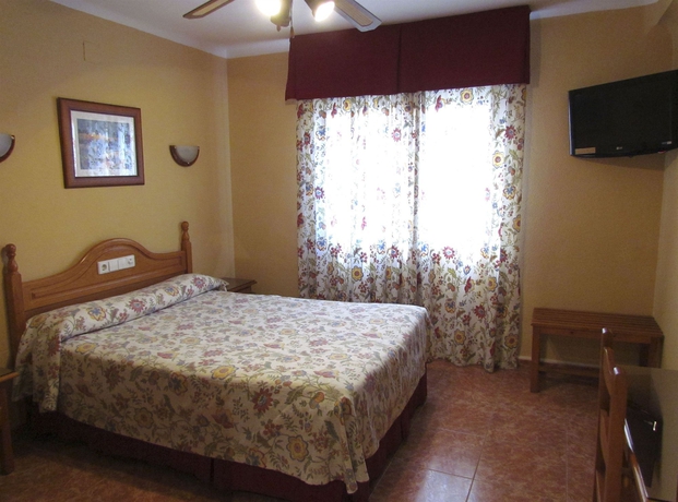 Imagen de la habitación del Hotel Zeus, Málaga. Foto 9