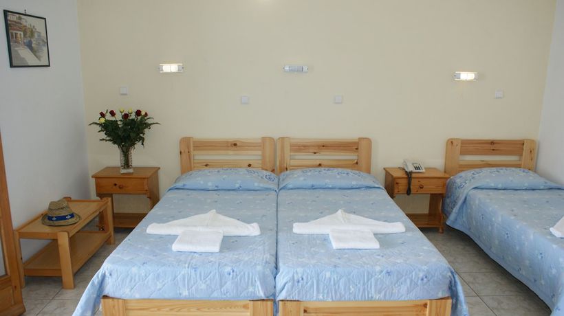 Imagen de la habitación del Hotel Zeus, Naxos. Foto 6