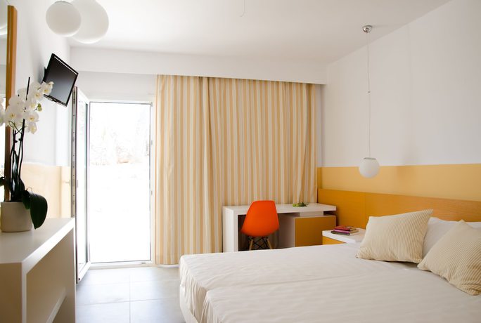 Imagen de la habitación del Hotel Zeus Palm Beach. Foto 6