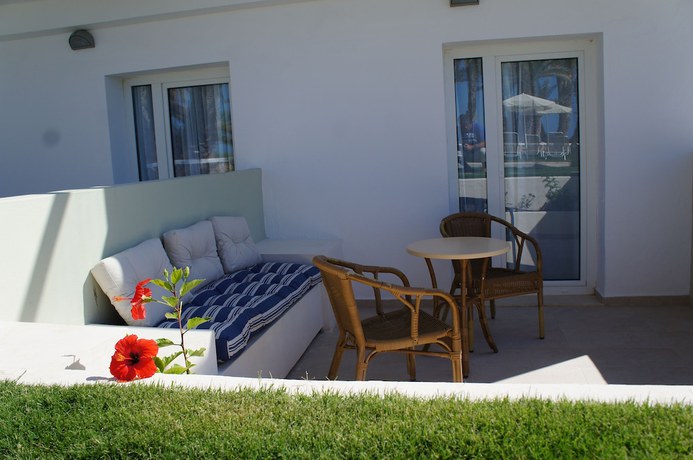 Imagen de la habitación del Hotel Zeus Palm Beach. Foto 12