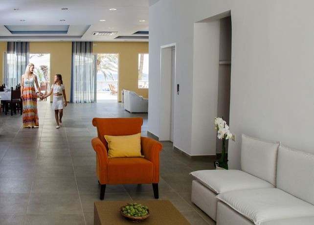 Imagen de los interiores del Hotel Zeus Palm Beach. Foto 19