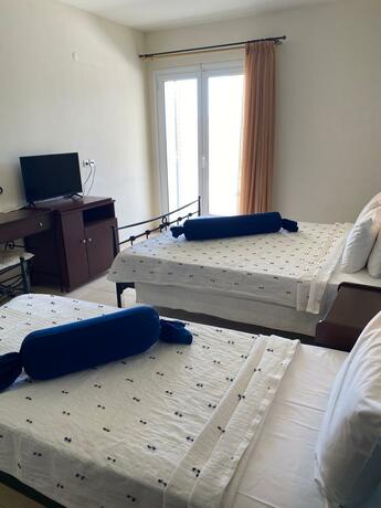 Imagen general del Hotel Zeus Paradise Ammoudia. Foto 15