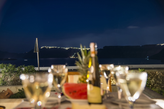 Imagen del bar/restaurante del Hotel Zeus Residence, Akrotiri. Foto 6