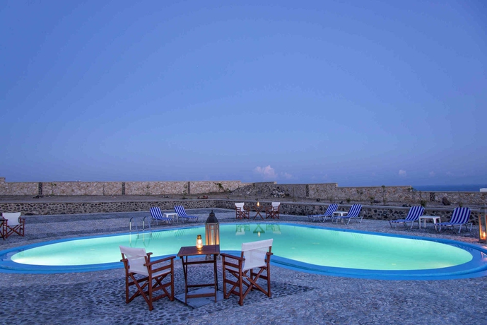 Imagen de la piscina del Hotel Zeus Residence, Akrotiri. Foto 15