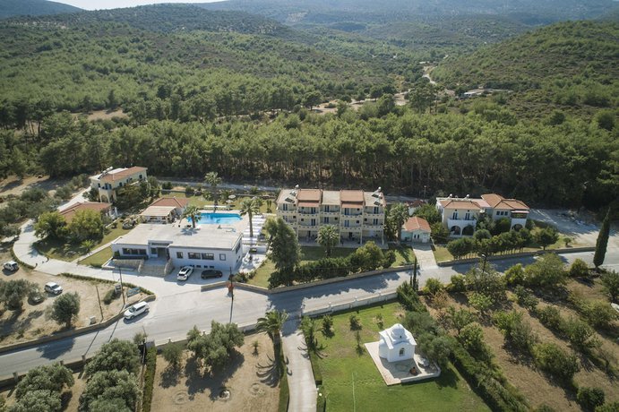 Imagen general del Hotel Zeus, Samos. Foto 1
