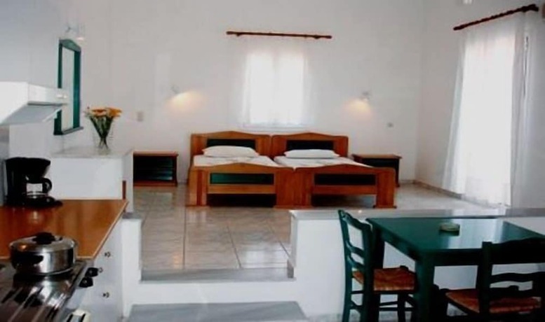 Imagen de la habitación del Hotel Zeus, Samos. Foto 3
