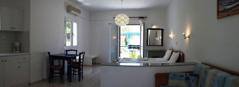 Imagen de la habitación del Hotel Zeus, Samos. Foto 8