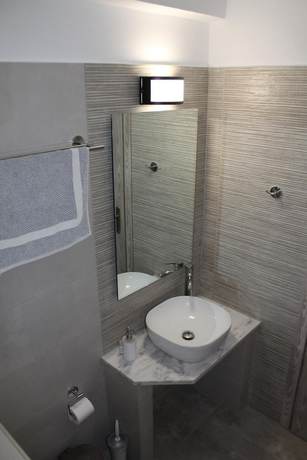 Imagen de la habitación del Hotel Zeus, Samos. Foto 19