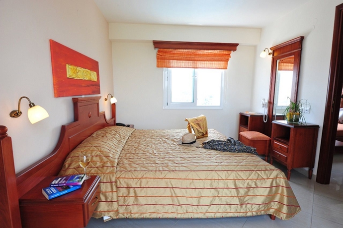 Imagen general del Hotel Zeus Village Resort - Adults Only. Foto 4