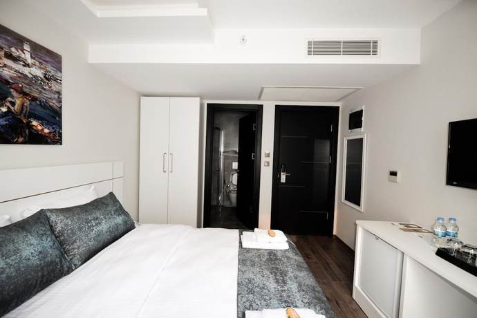 Imagen de la habitación del Hotel Zeytindali. Foto 11