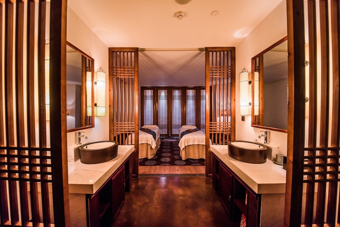 Imagen de la piscina del Hotel Zeyun. Foto 19