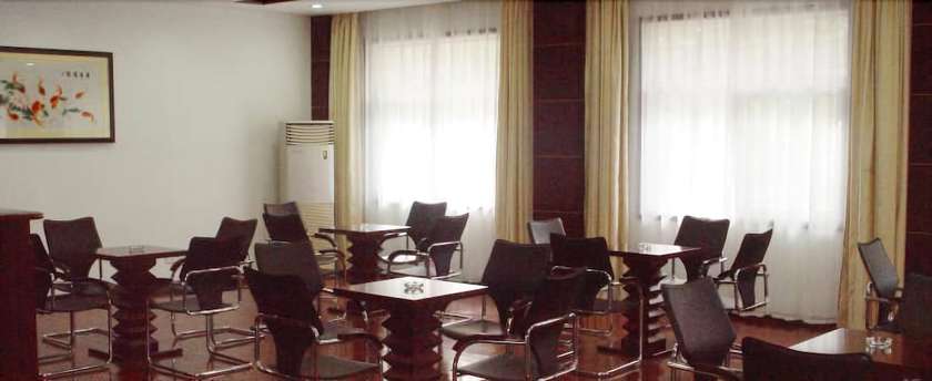 Imagen de los interiores del Hotel Zhangjiajie Jiang Han. Foto 13