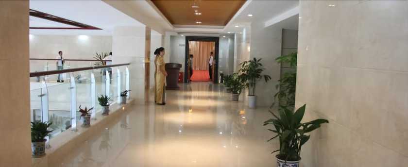 Imagen de los interiores del Hotel Zhangjiajie Jiang Han. Foto 17