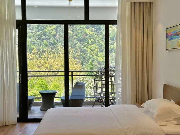 Imagen general del Hotel Zhangjiajie National Park Nvue Resorts. Foto 8