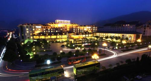 Imagen general del Hotel Zhangjiajie Qinghe Jinjiang International. Foto 1