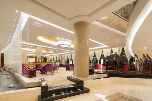 Imagen general del Hotel Zhangjiajie Qinghe Jinjiang International. Foto 3