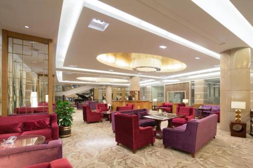 Imagen general del Hotel Zhangjiajie Qinghe Jinjiang International. Foto 11