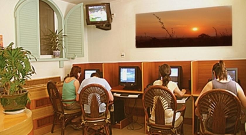 Imagen de los interiores del Hotel Zhaolong International Youth Hostel-Beijing. Foto 6