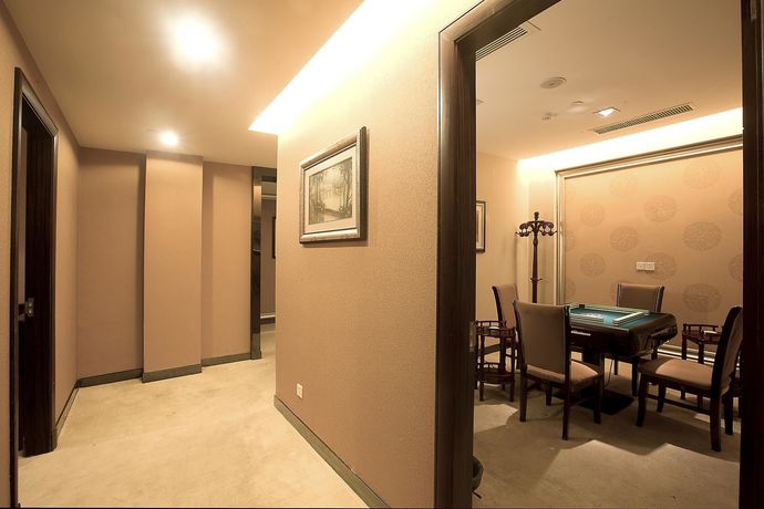 Imagen de los interiores del Hotel Zhaoqing Phoenix. Foto 4