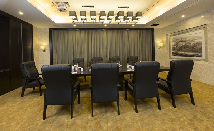 Imagen de los interiores del Hotel Zhejiang International. Foto 7