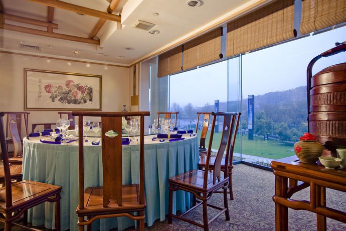 Imagen del bar/restaurante del Hotel Zhejiang Narada Grand. Foto 3
