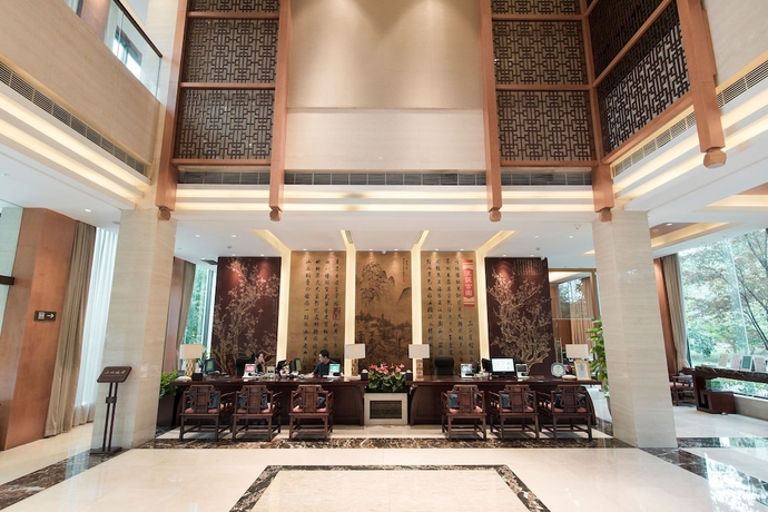 Imagen de los interiores del Hotel Zhejiang Xizi. Foto 19