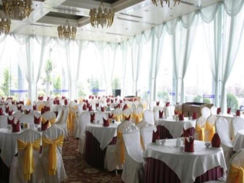 Imagen general del Hotel Zhengzhou Airport. Foto 3